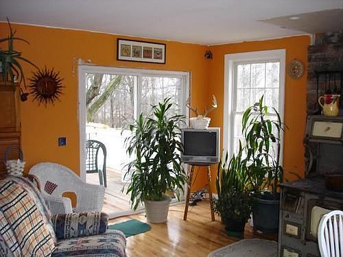2nd image of 102 Willowridge Dr