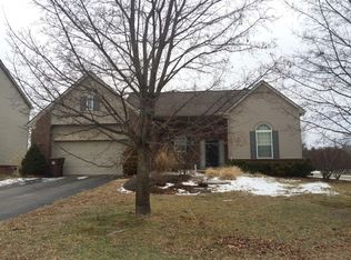 5401 Lancaster Ln, Commerce Township, MI 48382