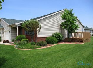 711 Deerwood Dr, Defiance, OH 43512