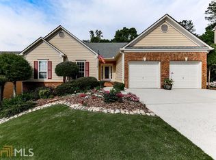 370 Hunt Creek Dr, Acworth, GA