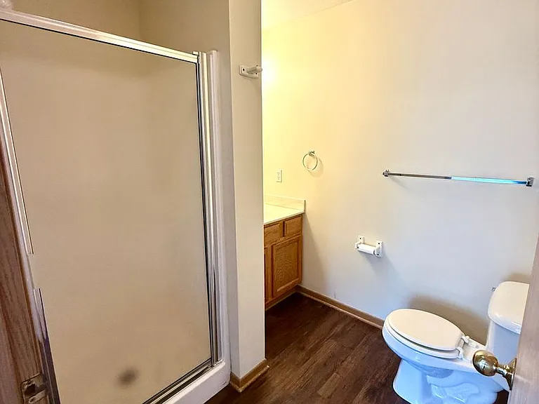 221 Crystal St — Photo 86