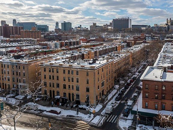 4th image of 200 W 139th Street