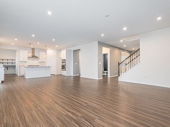 2nd image of 24630 Sleepy Hollow Ln