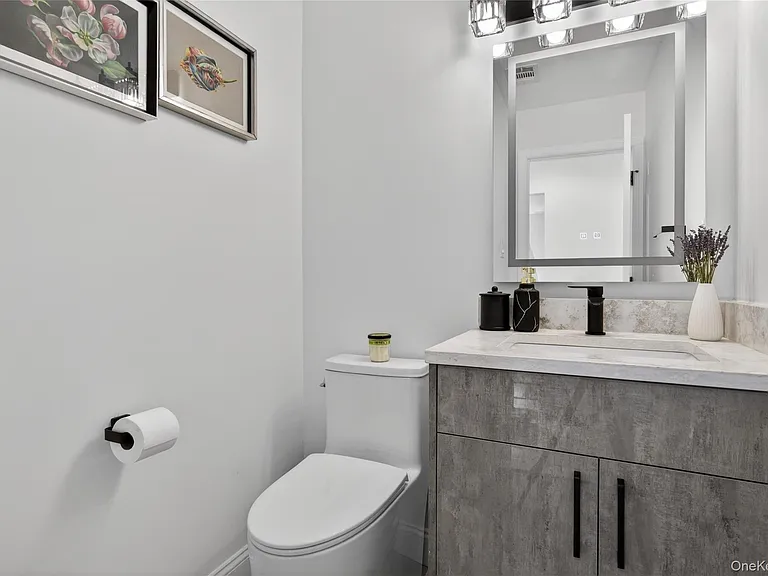 60 Wimbledon Dr #60 — Photo 6
