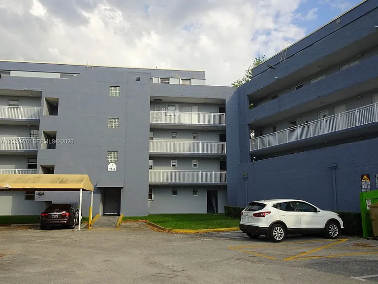 9359 N Fontainebleau Blvd #F109 — Photo 23