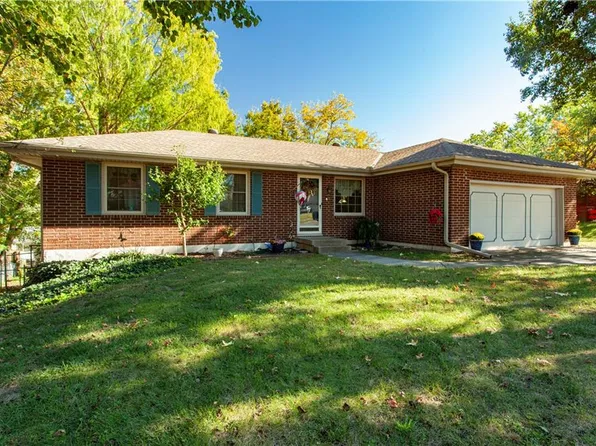 1913 N Colony Ln, Independence, MO 64058
