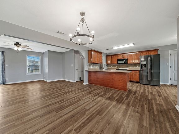 5th image of 1845 Rapids Ct