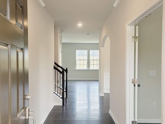3rd image of 18118 New Mark Ave