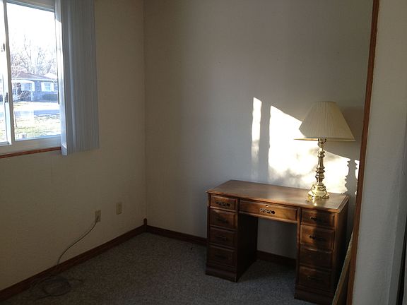 5th image of 4153 N Elizabeth St