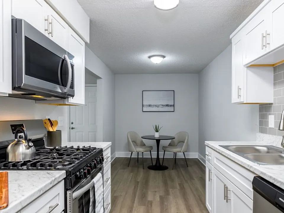 Reserve on Riverside Apartments