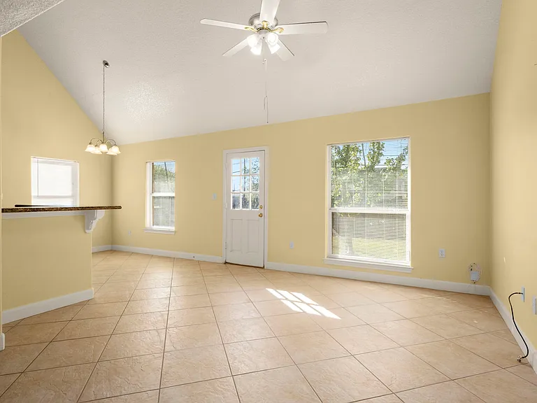 3212 Glastonbury Dr — Photo 12