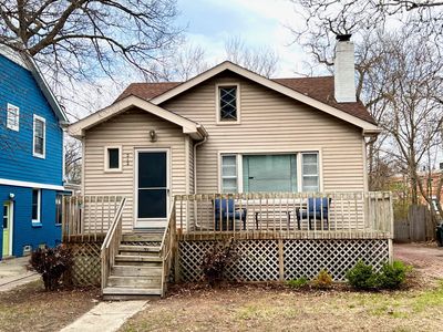 212 W Lewiston Ave, Ferndale, MI, 48220
