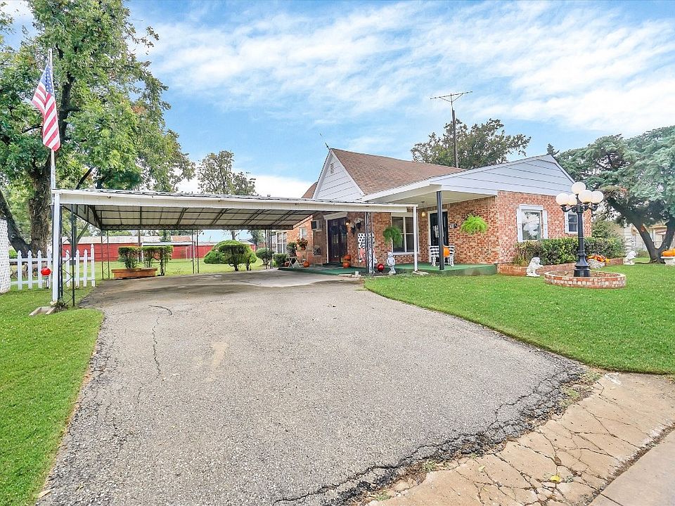213 W Davis St, Tipton, OK 73570 Zillow