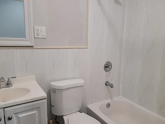 Rented by Elite Team Realty LLC | media 14