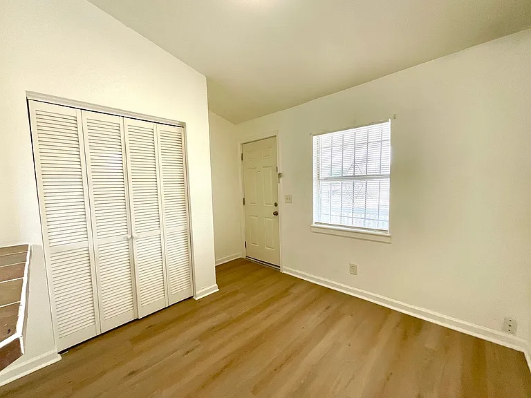 602 Lovett Ave — Photo 4