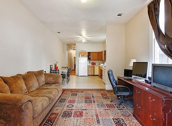 2nd image of 1625 Franklin Ave