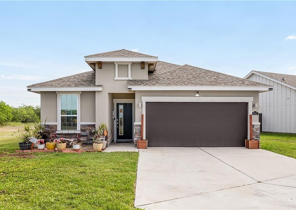 1st image of 2017 Grove Ln
