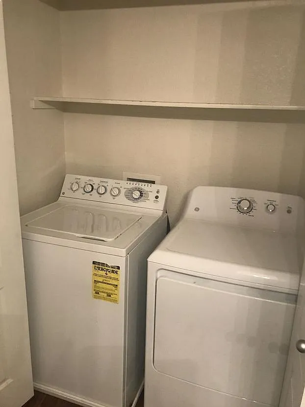 2 bed, 973 sqft, $1,750 — Photo 4