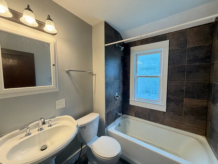 227 Heath St #2 — Photo 15