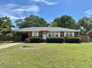 301 Toulon Dr, Wilmington, NC 28405