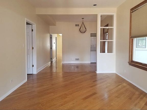 5th image of 2706 N Wayne Ave Unit 1