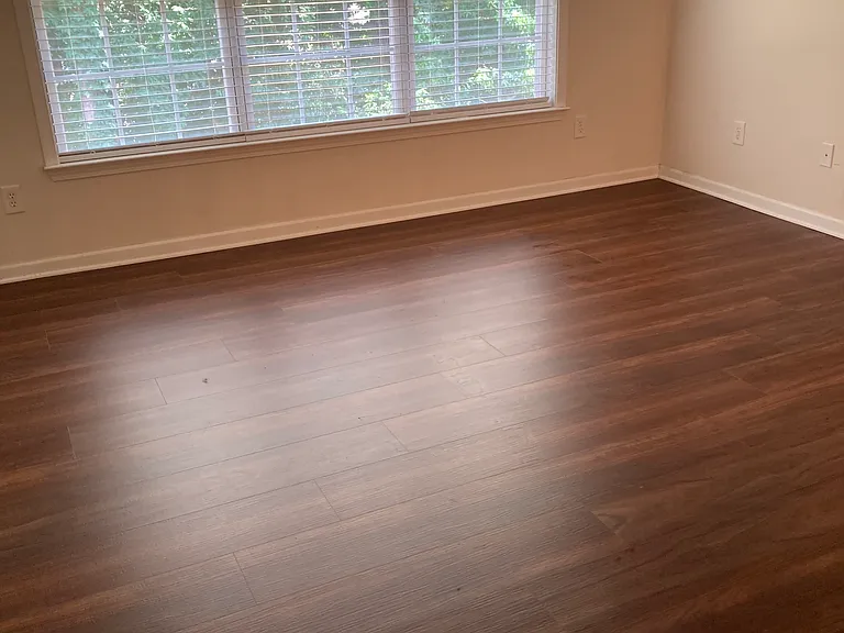 702 Wamock Dr — Photo 10