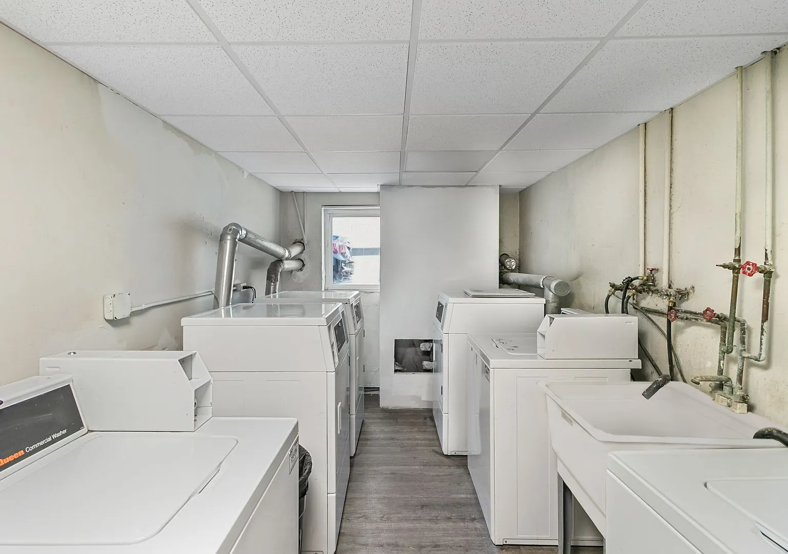 Brownell Apartments - Coast to Coast Management — Photo 2