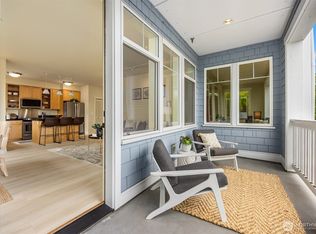 120 Hall Brothers Loop NW UNIT 103, Bainbridge Island, WA 98110