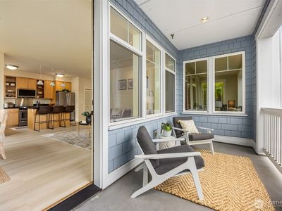 120 Hall Brothers Loop NW #103, Bainbridge Island, WA, 98110