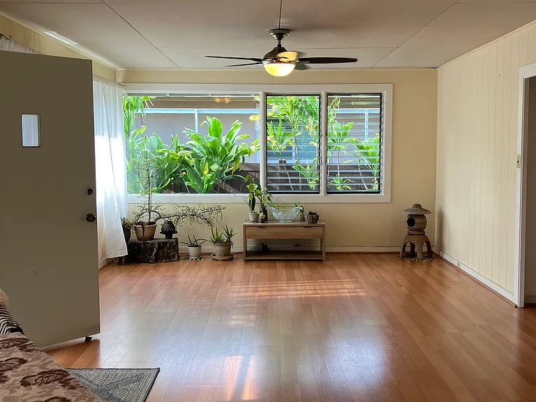 Luawai St — Photo 3