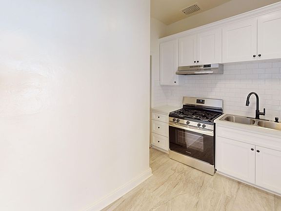 5th image of 401 N Curson Ave #3277