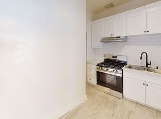 Curson Apartments...Newly remodeled...Brand New Kitchen...CALL NOW!!, Los Angeles, CA 90036