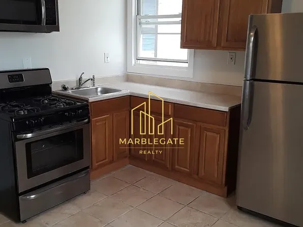 249 Amherst St #11R, East Orange, NJ 07018