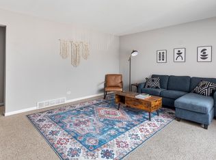 309 Starling Ct APT C, Bloomingdale, IL