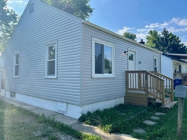 1st image of 2766 Hiawatha St