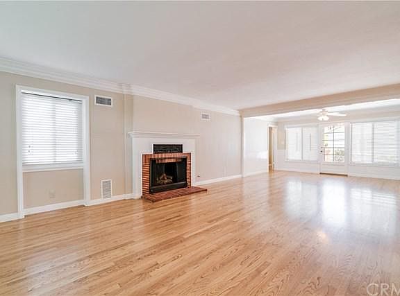 4th image of 2531 2nd St