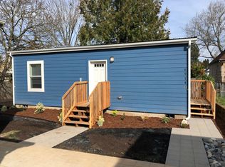 6914 NE Grand Ave #B, Portland, OR 97211