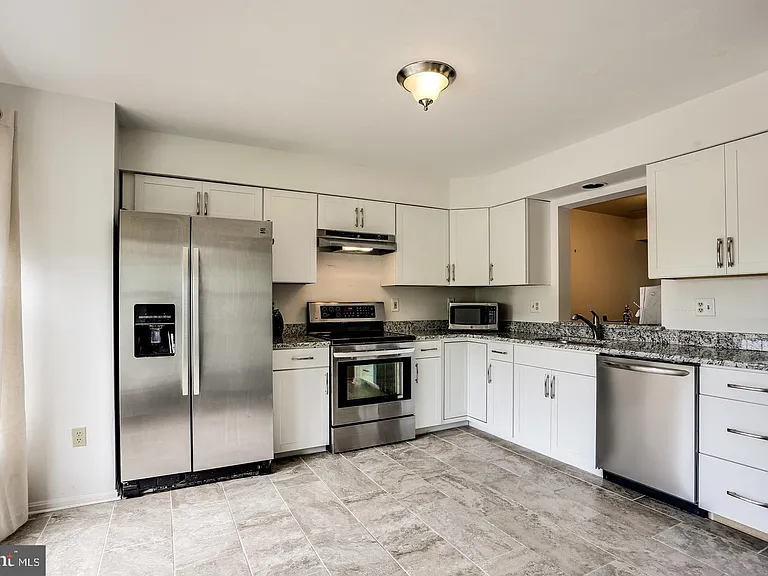 6212 Briar Ct — Photo 7