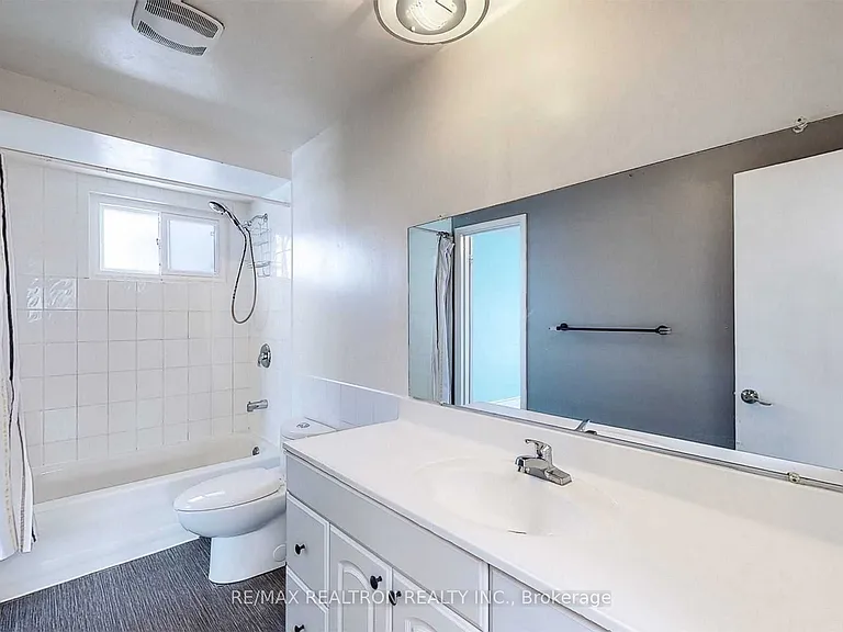 2 Callahan Rd — Photo 12