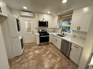 10425 McVine Ave #A, Sunland, CA 91040