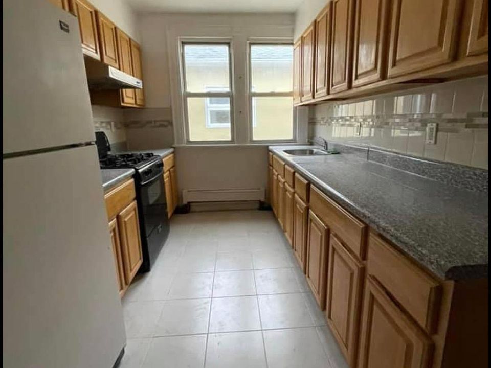 1st image of 2235 E 23rd St #2