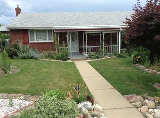 1036 Merion Dr, West Mifflin, PA 15122