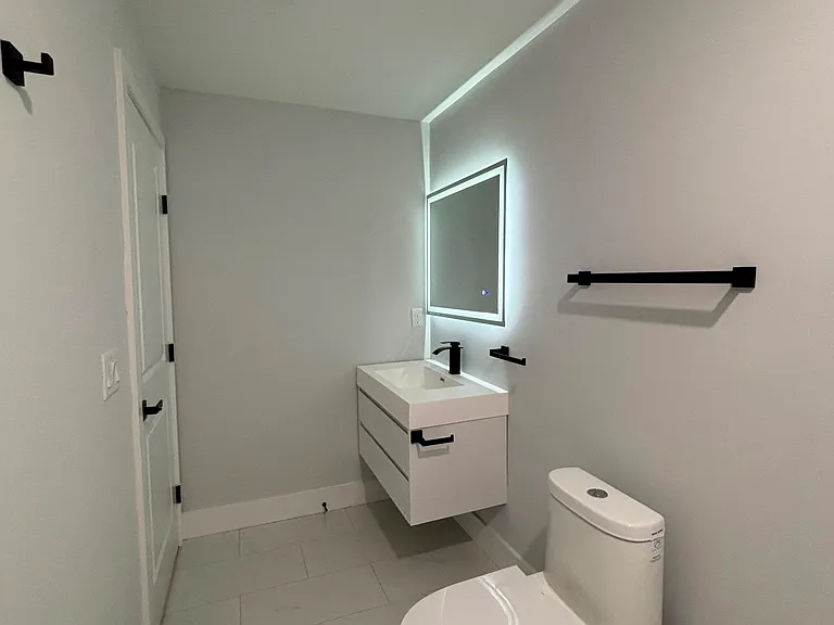 1108 W Dauphin St #3B — Photo 6