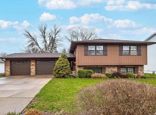 2630 E 28th Ct, Davenport, IA 52803