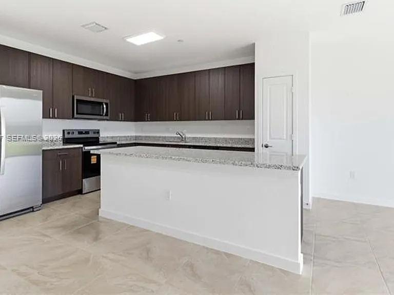 22348 SW 115th Ct #Townhouse 22348 — Photo 9