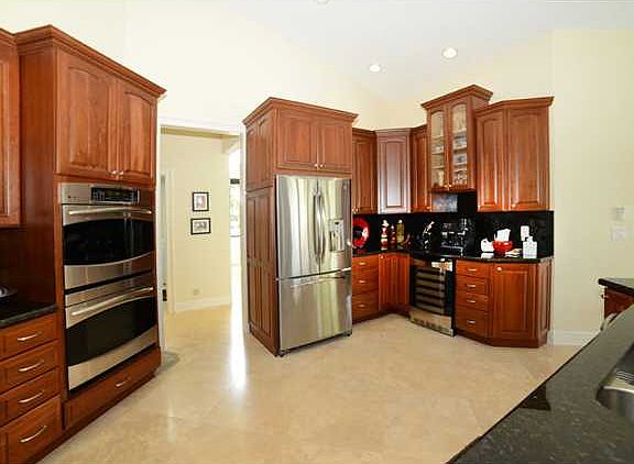 Home For Sale In Woodfield Hunt Club