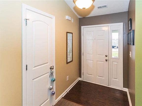 3rd image of 258 Heartwood Hl