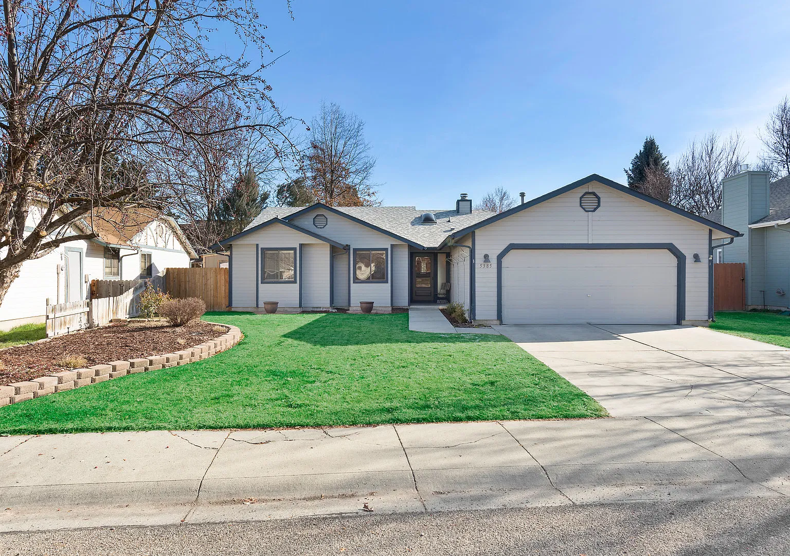 3-Bedroom in NW Boise — Photo 2