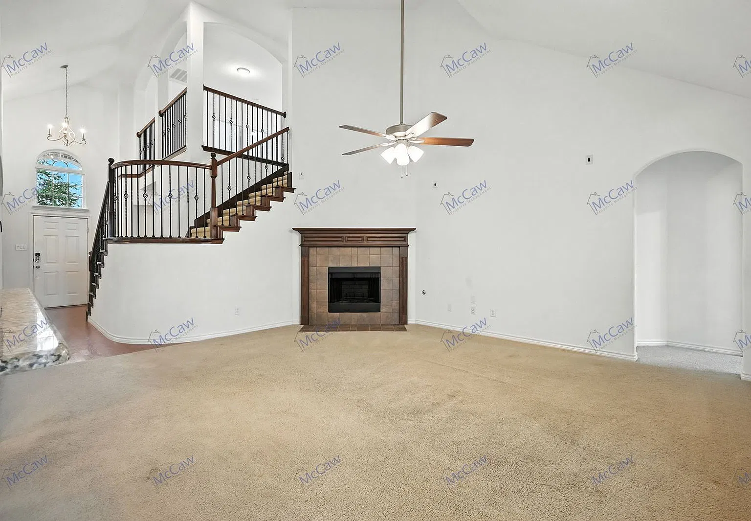 5 bed, 3.0 bath, 2776 sqft, $2,900 — Photo 3