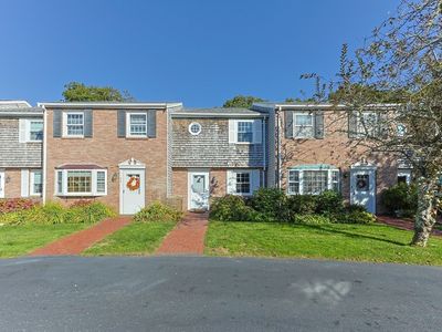 58 Captain Cook Ln #58, Barnstable, MA, 02630